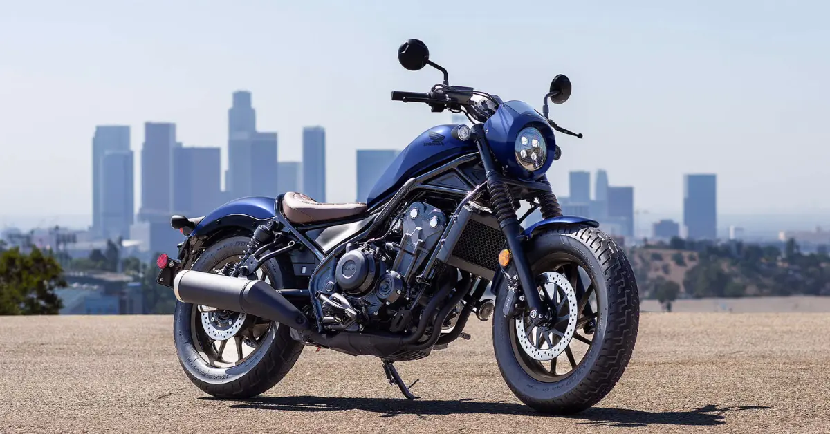 सिर्फ नाम ही नहीं, दम में भी बेमिसाल है Honda Rebel 500 ,Royal Enfield को सीधी टक्कर